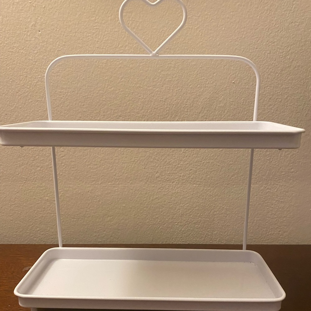 Two tiered cupcake stand